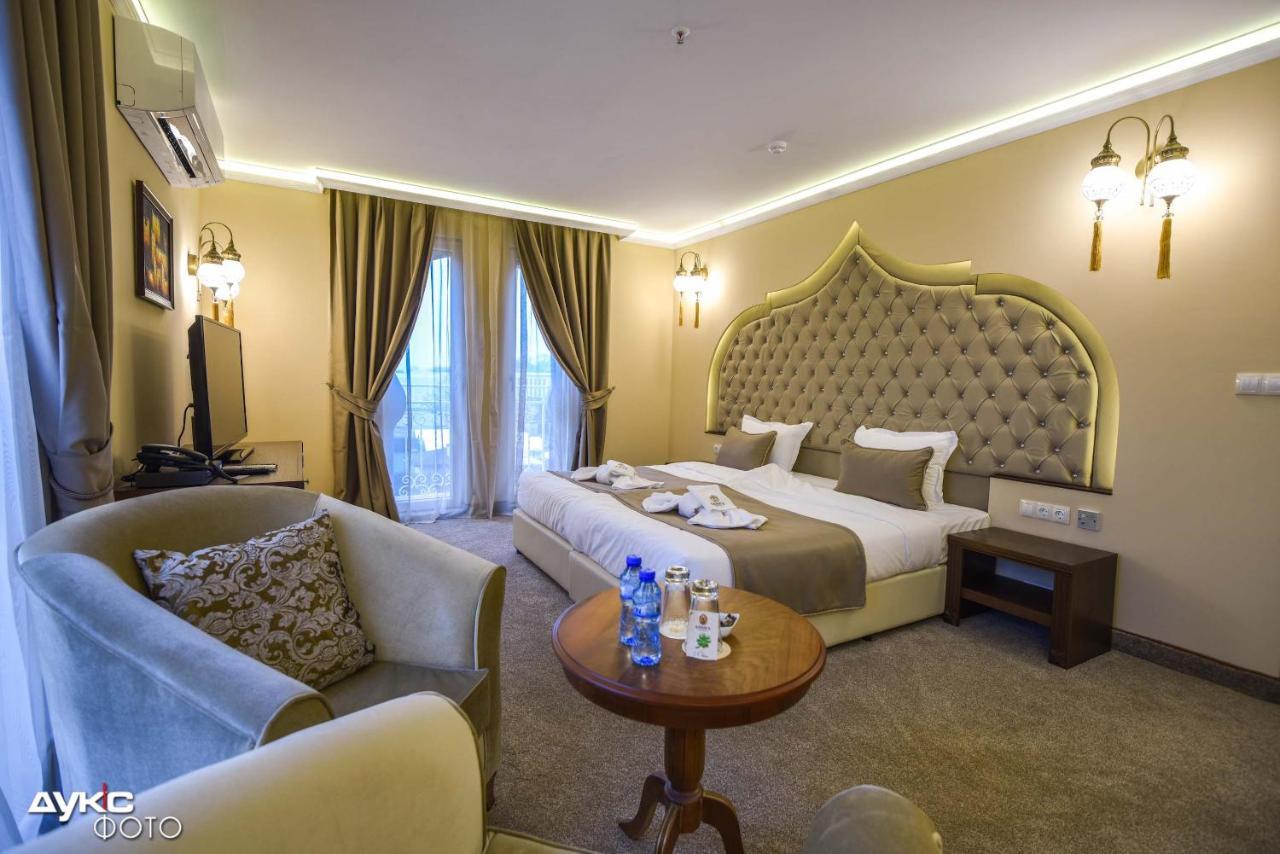 Sahara Hotel スヴィレングラッド エクステリア 写真