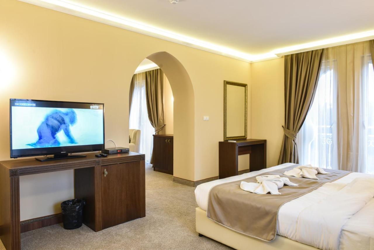 Sahara Hotel スヴィレングラッド エクステリア 写真